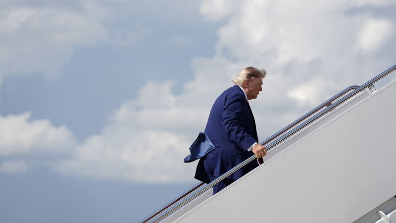 Trump has a Carter-style Iran problem as the economy drags before the midterms | CNN Politics