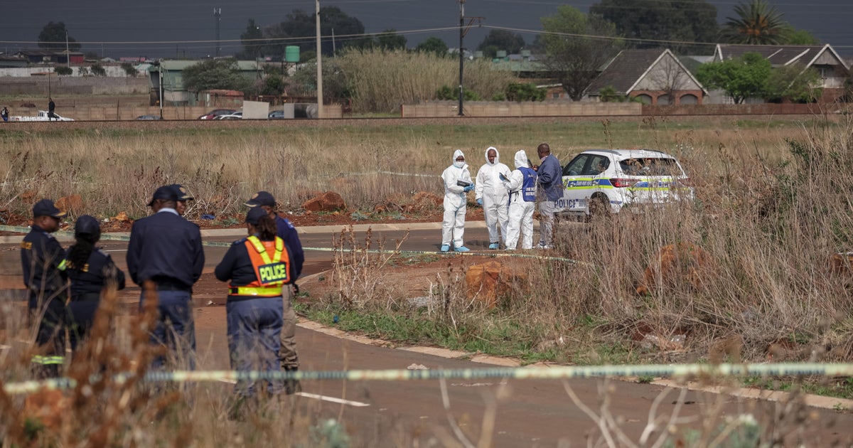 Police investigating murders of 9 women in South Africa neighborhood link 1 death to possible love triangle - CBS News