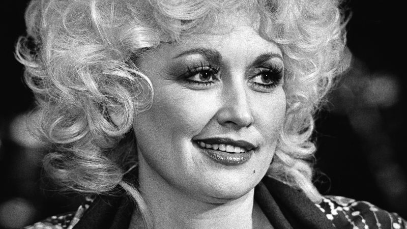 Dolly Parton cut through politics and united a divided country | CNN Politics