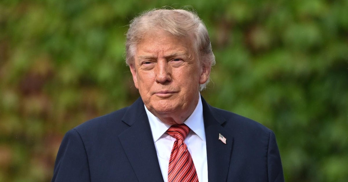 Trump vows to form