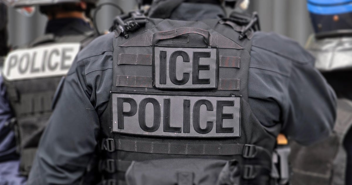 Increased ICE enforcement in 2025 hurt local employment, analysis finds - CBS News