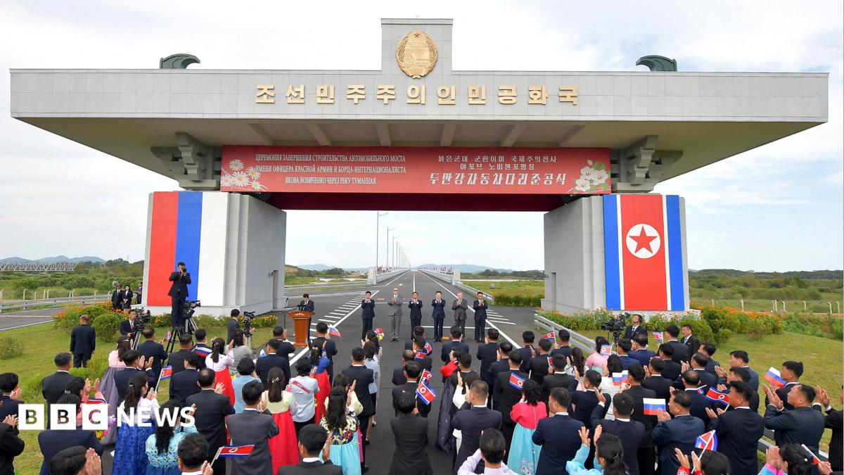 North Korea and Russia open first road bridge linking the two countries - BBC News