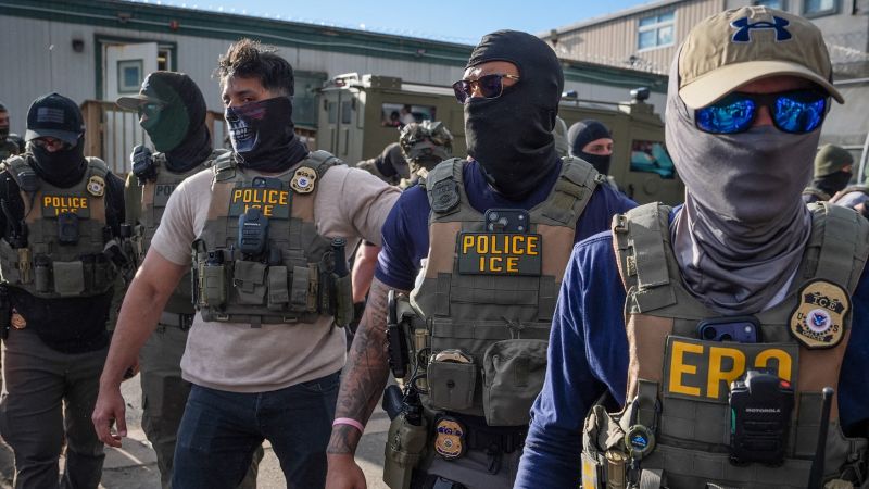 ICE agents told to increase daily immigration arrests amid ongoing pressure | CNN Politics